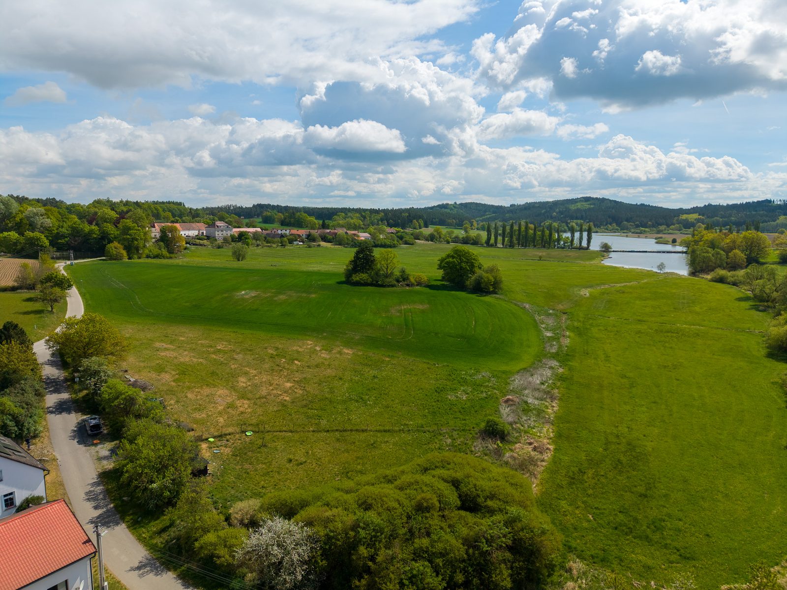 Stavební pozemek, Lažany, okr. Strakonice — fotka 5