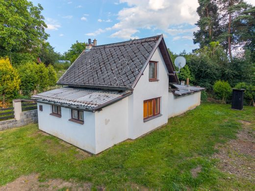 Zděná chata, Tochovice, okr. Příbram